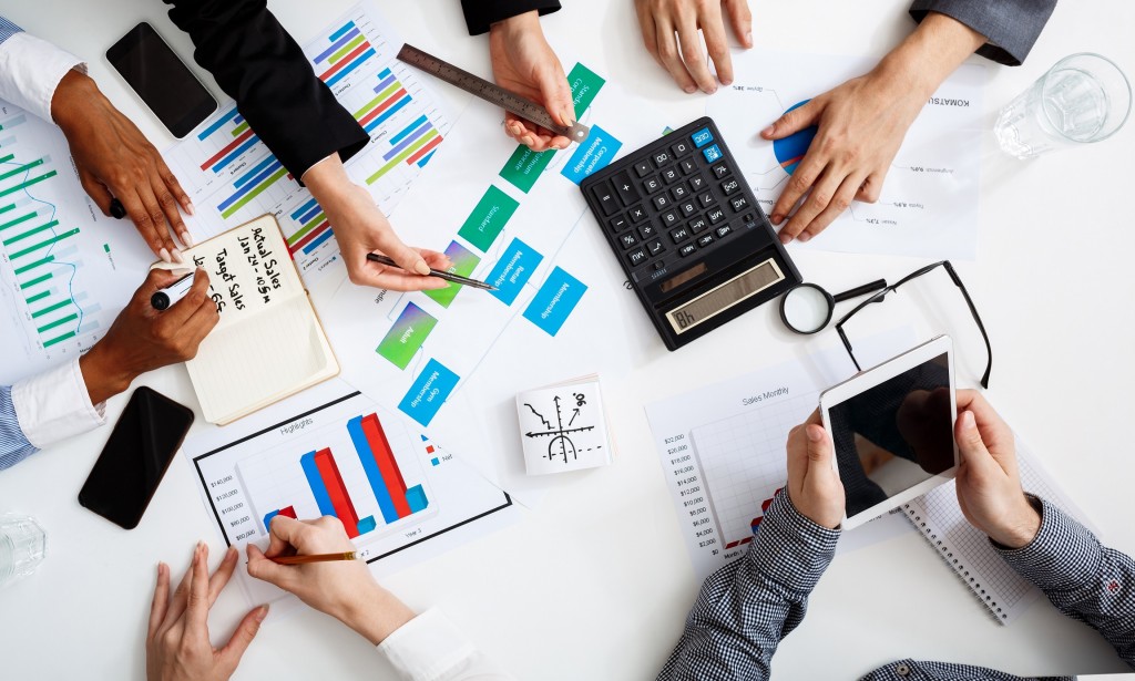 How to become financially stable?