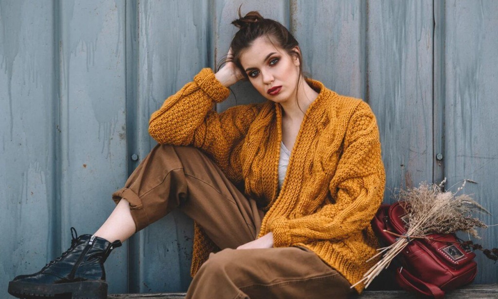 Put On A Cool And Classy Cardigan To Win Everyone's Heart!