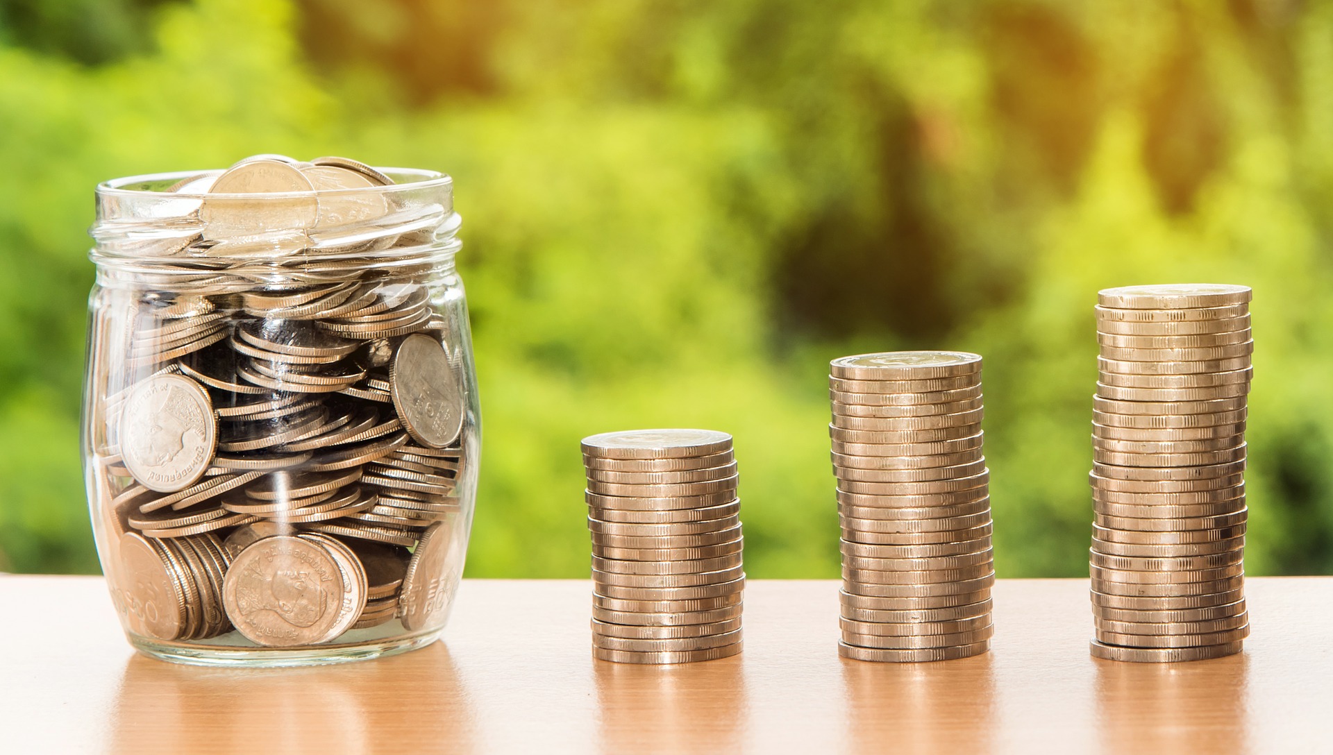 10 ways to start saving money