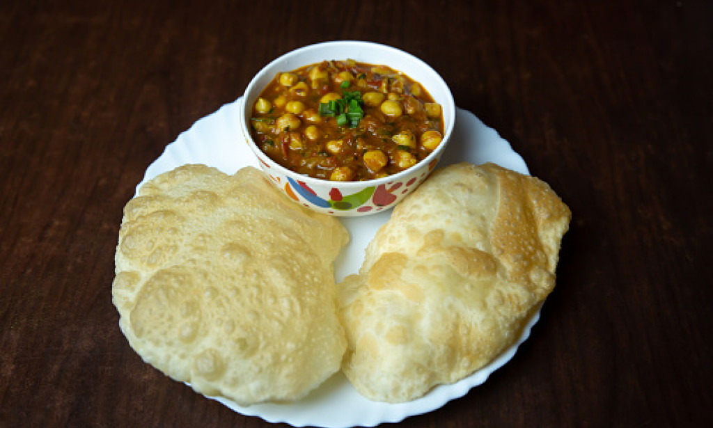 5 Best Places to Taste Chole Bhature in Ontario, Canada